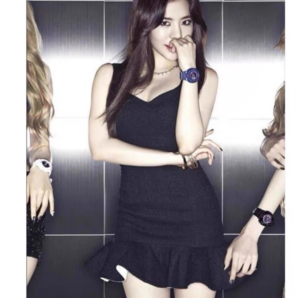 LaBoutique Black Tweed Ruffle Hem Mini Dress